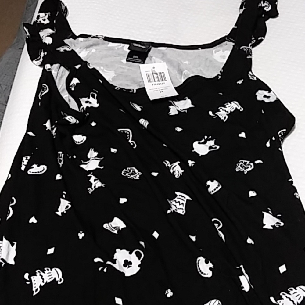 Alice in Wonderland tank top brand new